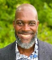 David P Saunders-Scott